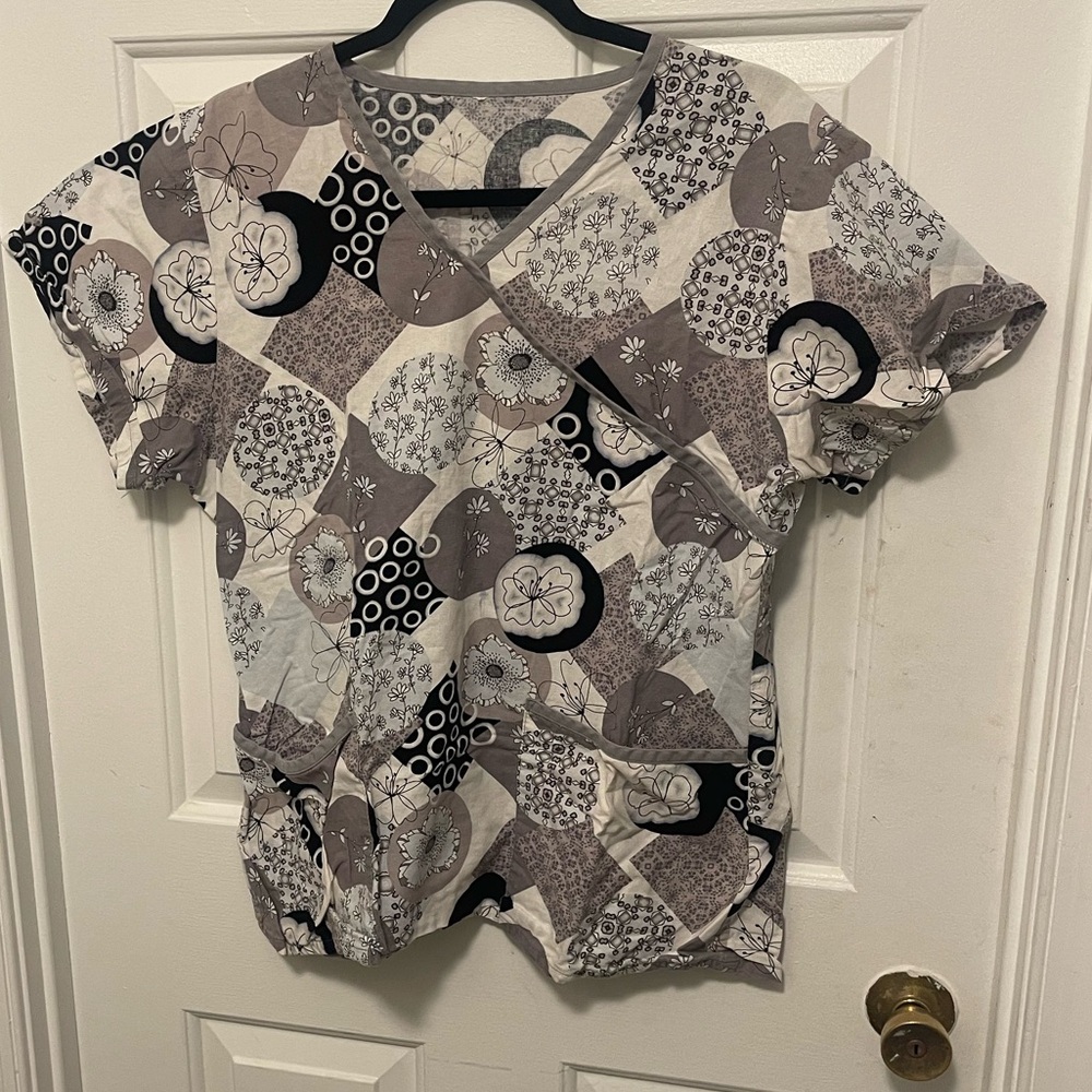 Patchwork Patterned Scrub Top